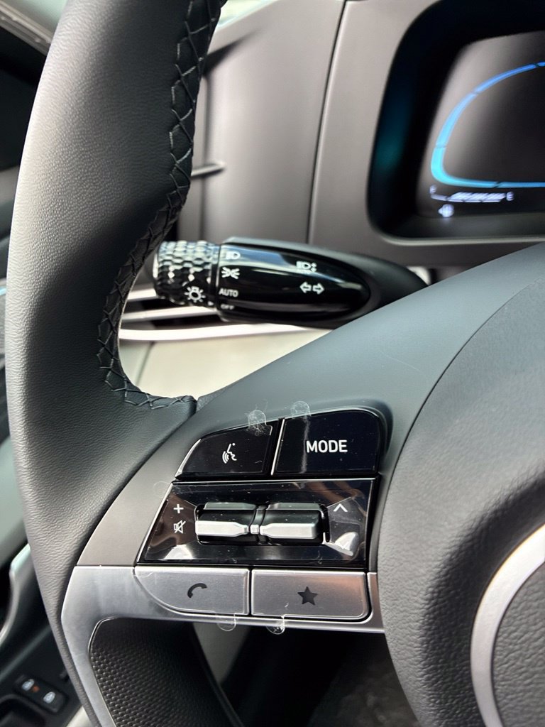 New 2026 Hyundai Elantra SEL Sport FWD image 30