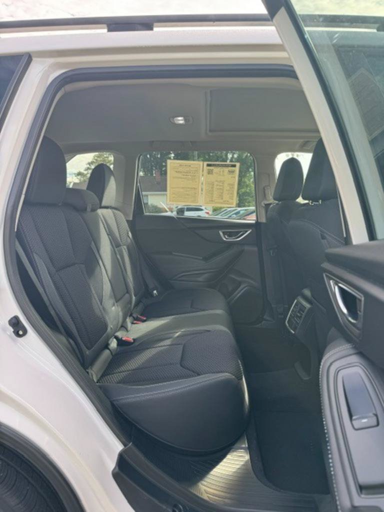 Used 2023 Subaru Forester Premium AWD/4WD image 15