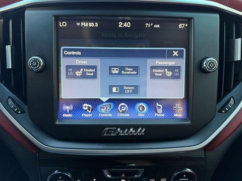 Used 2015 Maserati Ghibli image 32