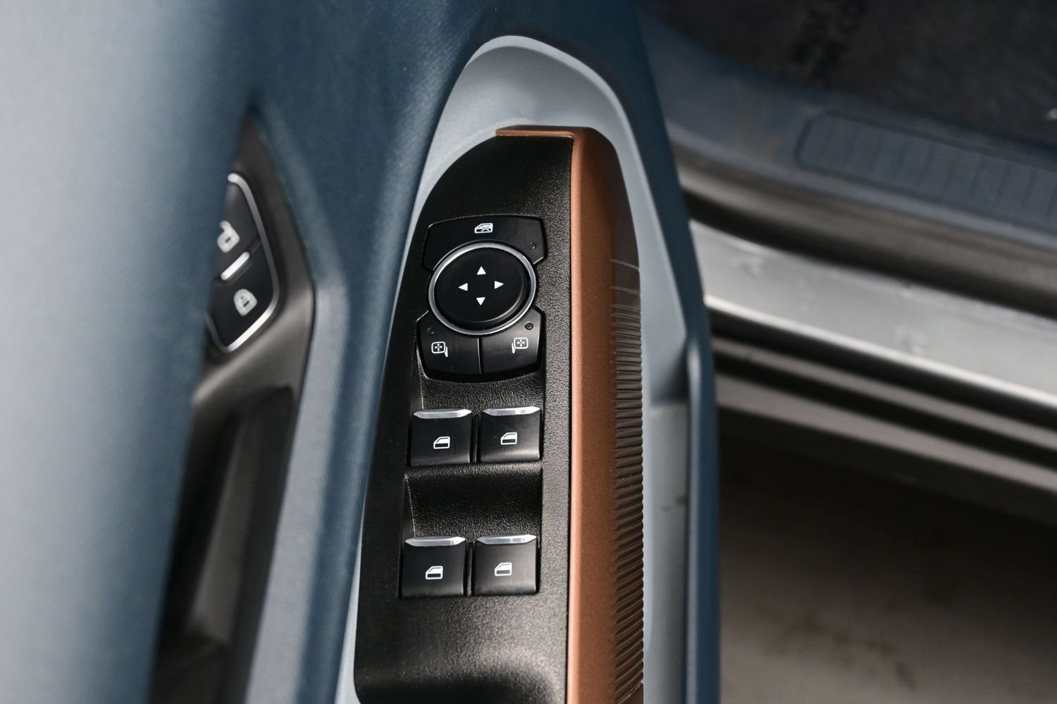 Used 2024 Ford Maverick Lariat FWD image 10