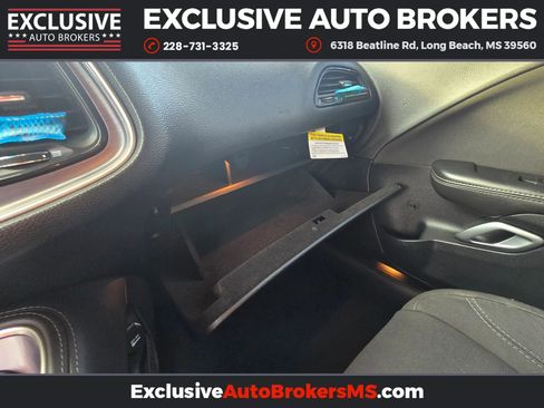 Used 2018 Dodge Challenger SXT w/ Blacktop Package image 24