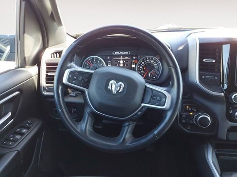 Used 2022 RAM 1500 Big Horn AWD/4WD image 12