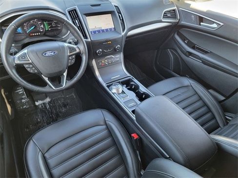 Certified 2020 Ford Edge SEL w/ Convenience Package image 38