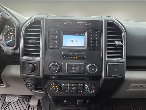 Used 2018 Ford F150 XLT w/ Equipment Group 301A Mid RWD image 14