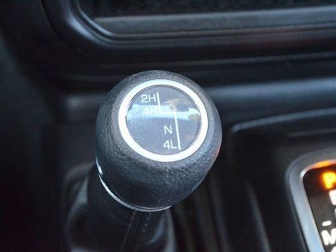 Used 2023 Jeep Wrangler Sport S image 28