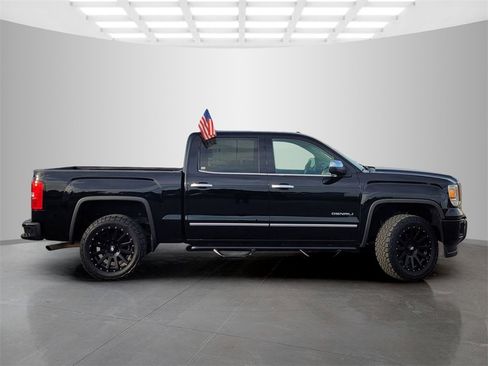 Used 2015 GMC Sierra 1500 Denali image 3