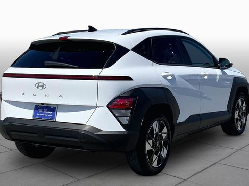 Used 2024 Hyundai Kona SEL FWD image 12