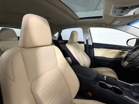 Used 2018 Lexus NX 300 FWD w/ Premium Package image 31