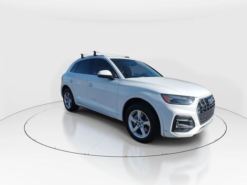 Used 2021 Audi Q5 2.0T Premium image 2