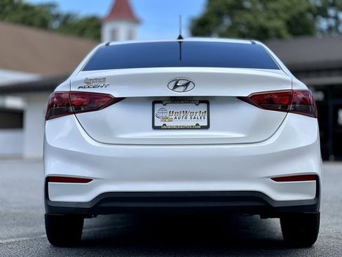 Used 2021 Hyundai Accent SE image 8