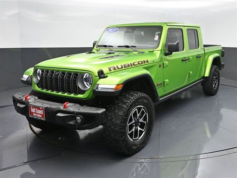 Used 2025 Jeep Gladiator Rubicon AWD/4WD image 1