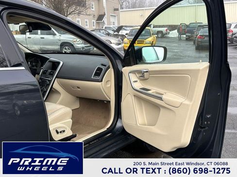 Used 2014 Volvo XC60 T6 image 16