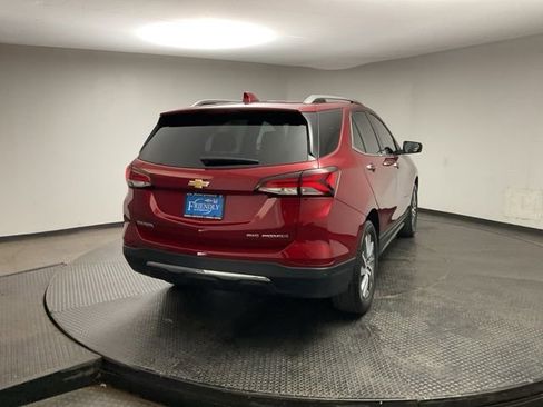 Used 2022 Chevrolet Equinox Premier AWD/4WD image 8