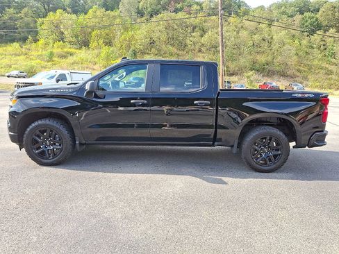 Used 2023 Chevrolet Silverado 1500 Custom image 4
