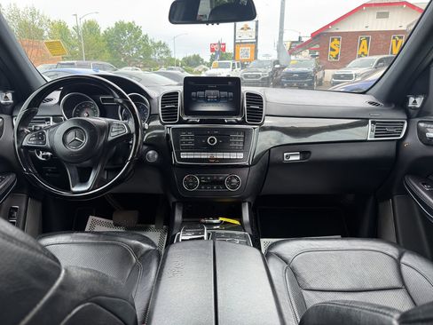 Used 2018 Mercedes-Benz GLS 550 4MATIC image 24