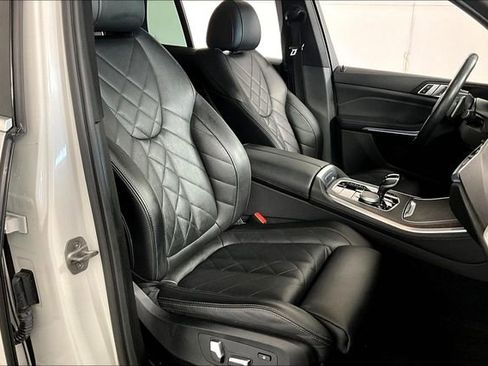 Used 2023 BMW X5 xDrive40i image 7