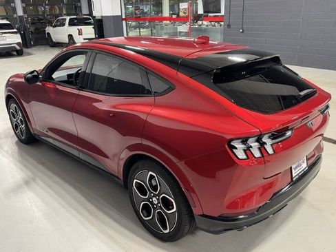 Used 2021 Ford Mustang Mach-E GT AWD/4WD image 18