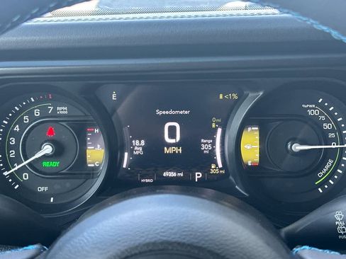 Used 2024 Jeep Wrangler Unlimited Rubicon 4xe AWD/4WD image 28