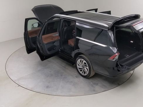 Used 2025 Lincoln Navigator L Reserve image 58