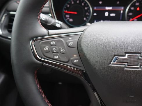 Used 2024 Chevrolet Equinox RS FWD image 7