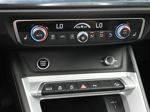 Used 2023 Audi Q3 2.0T Premium image 18