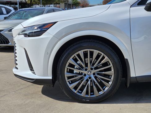 Used 2025 Lexus RX 350 AWD image 9