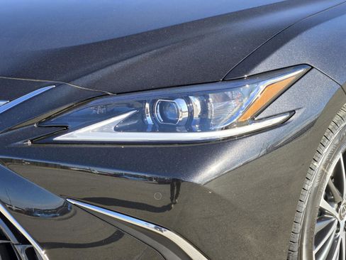 New 2025 Lexus ES 350 w/ Premium Package image 7