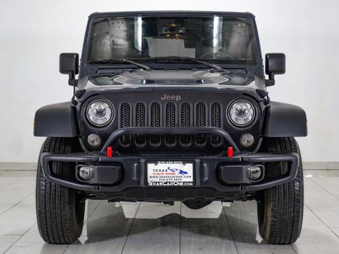 Used 2017 Jeep Wrangler Unlimited Rubicon image 3