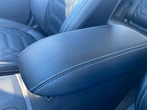 New 2024 Ford Escape Platinum w/ Premium Technology Package image 29