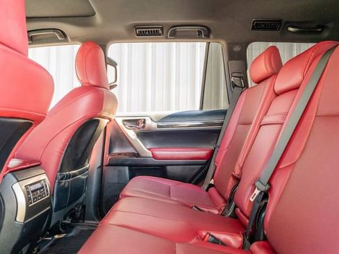 Used 2020 Lexus GX 460 Premium image 35