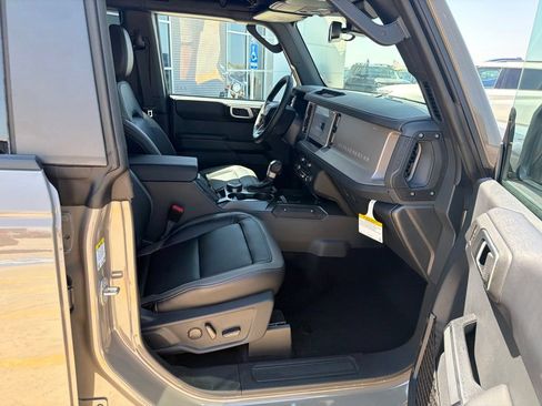 New 2026 Ford Bronco Outer Banks AWD/4WD image 26