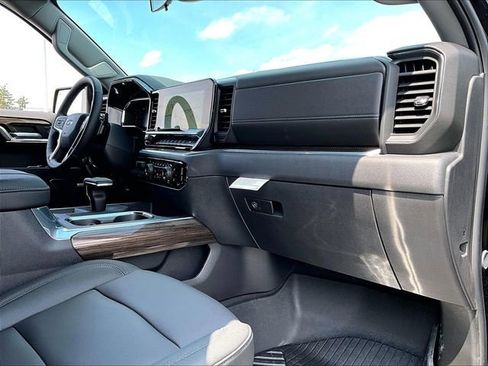 New 2026 Chevrolet Silverado 1500 LT Trail Boss w/ LT Trail Boss Premium Package AWD/4WD image 9