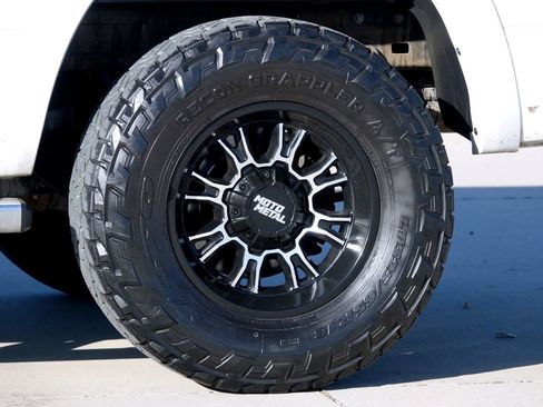 Used 2018 RAM 2500 Limited image 14