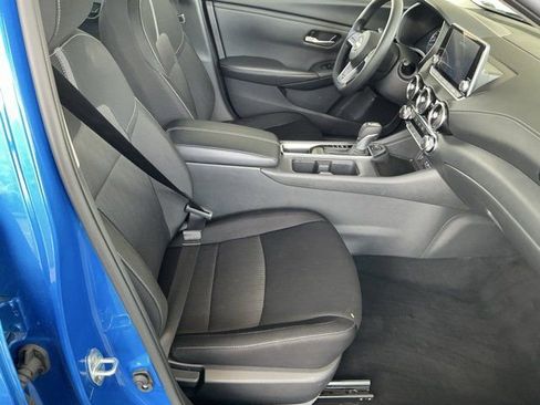 Used 2025 Nissan Sentra SV FWD image 19
