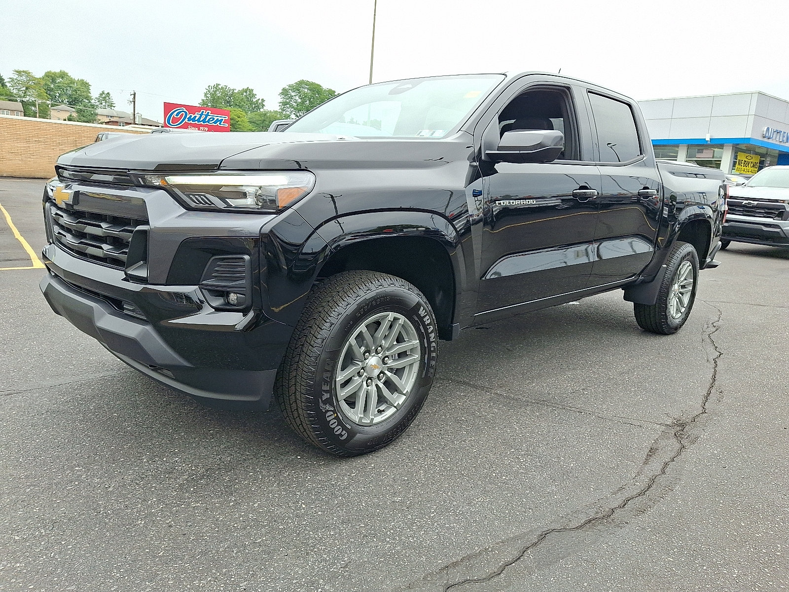 New 2026 Chevrolet Colorado LT w/ LT Convenience Package AWD/4WD image 1