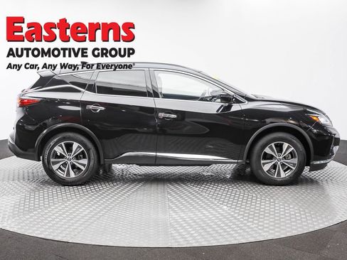 Used 2023 Nissan Murano SV image 4