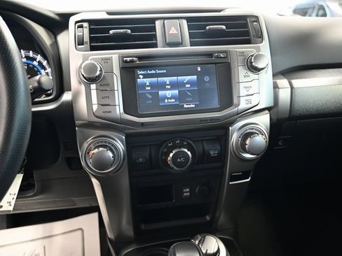 Used 2016 Toyota 4Runner SR5 image 13