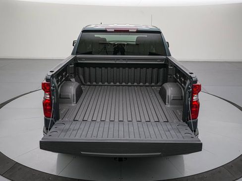 Used 2021 Chevrolet Silverado 1500 LT AWD/4WD image 6