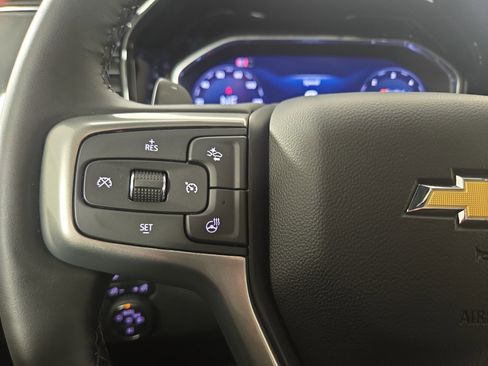 Used 2025 Chevrolet Silverado 1500 LTZ w/ Technology Package image 15