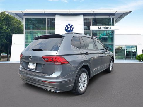 Used 2020 Volkswagen Tiguan S FWD image 3