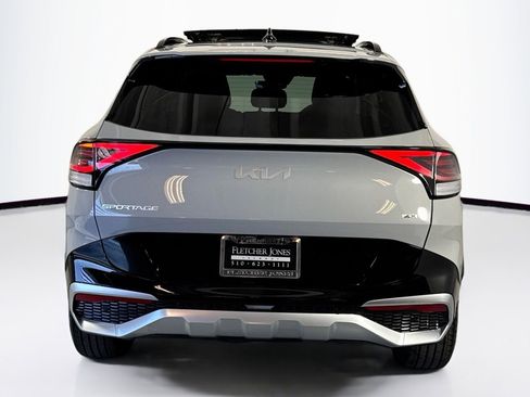 Used 2025 Kia Sportage SX image 6