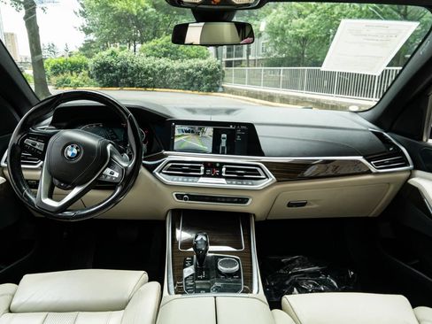 Used 2019 BMW X5 xDrive40i w/ Premium Package 2 AWD/4WD image 30