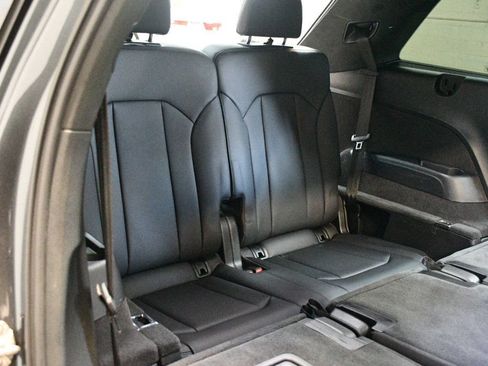 Used 2021 Audi SQ7 Premium Plus AWD/4WD image 43