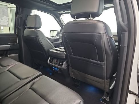 Used 2025 Ford F150 Lariat w/ Equipment Group 502A High AWD/4WD image 31