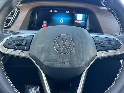 Used 2024 Volkswagen Atlas SE FWD image 27