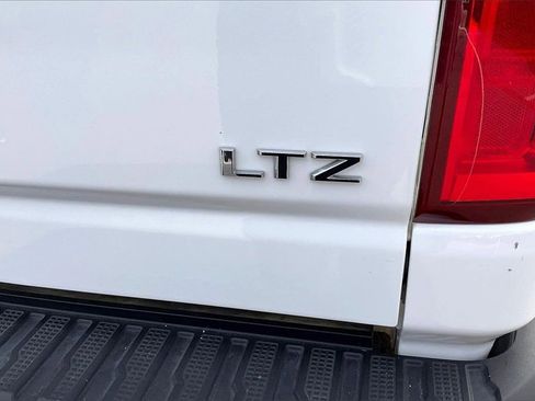 Used 2024 Chevrolet Silverado 2500 LTZ image 12