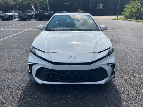 Used 2026 Toyota Camry SE w/ Multimedia Upgrade Package FWD image 2