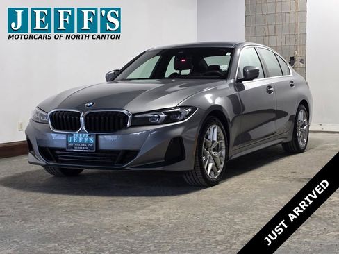 Used 2025 BMW 330i xDrive Sedan image 1