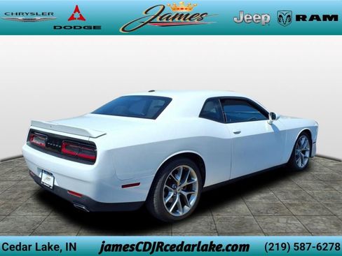 Used 2022 Dodge Challenger GT RWD image 4
