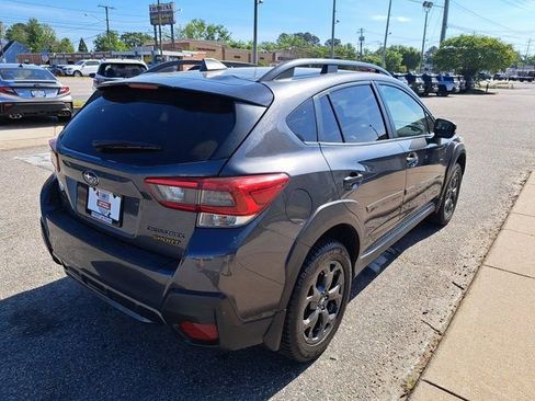 Used 2022 Subaru Crosstrek 2.5i Sport w/ Moonroof Package AWD/4WD image 6